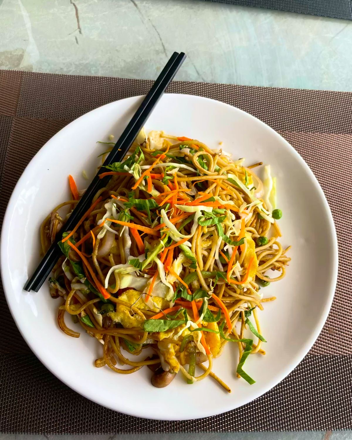 Egg chowmin